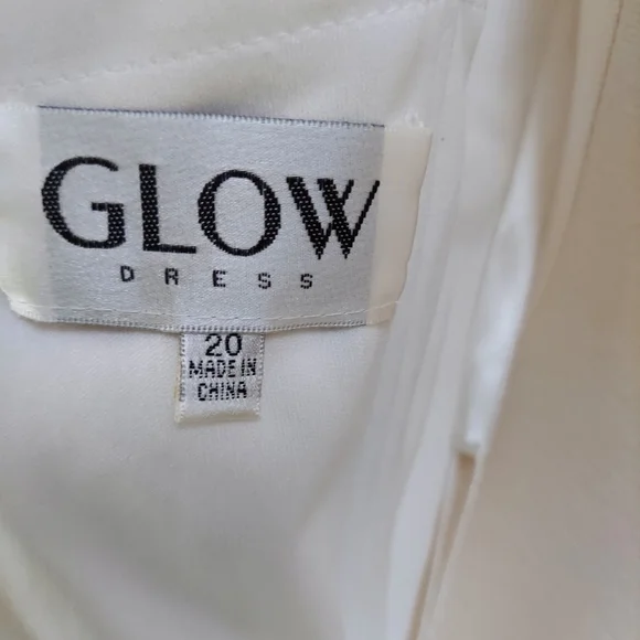 Glow size 20 trumpet mermaid wedding dress. Lace, mesh, appliqué. - Picture 7 of 16